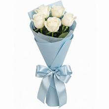 Букет 5 Белых роз Проуд в Устье Вологодская область