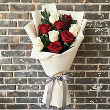 Букет цветов из:  Розы в Устье Вологодская область