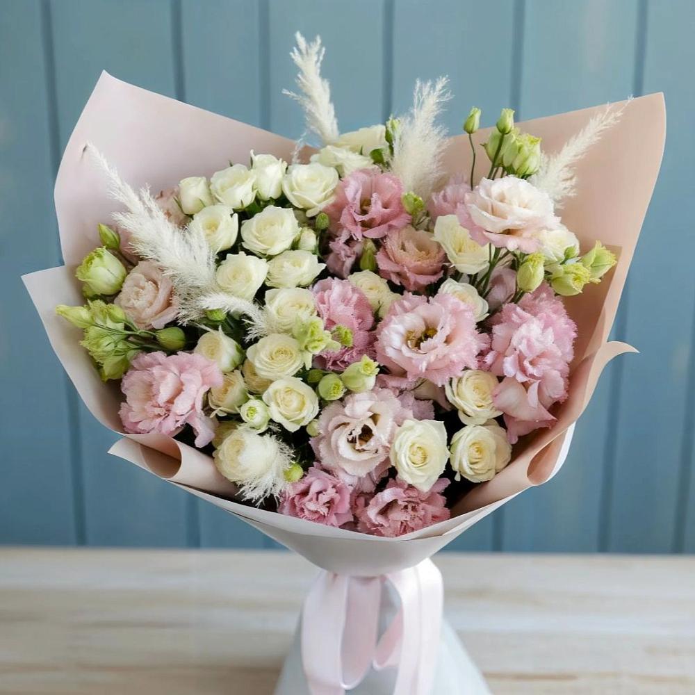 Букет цветов из: Альстромерии и Розы в Устье Вологодская область