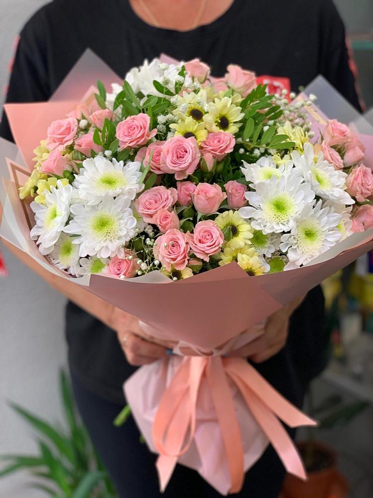 Букет цветов из: Розы и Хризантемы в Устье Вологодская область