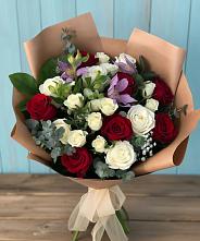 Букет цветов из:  Розы и Альстромерии #REPLACE_PRED# Устье Вологодская область