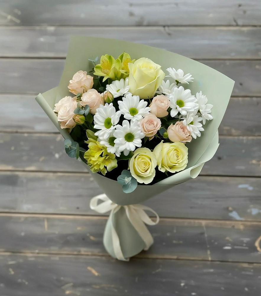 Букет цветов из: Альстромерии, Розы и Хризантемы в Устье Вологодская область