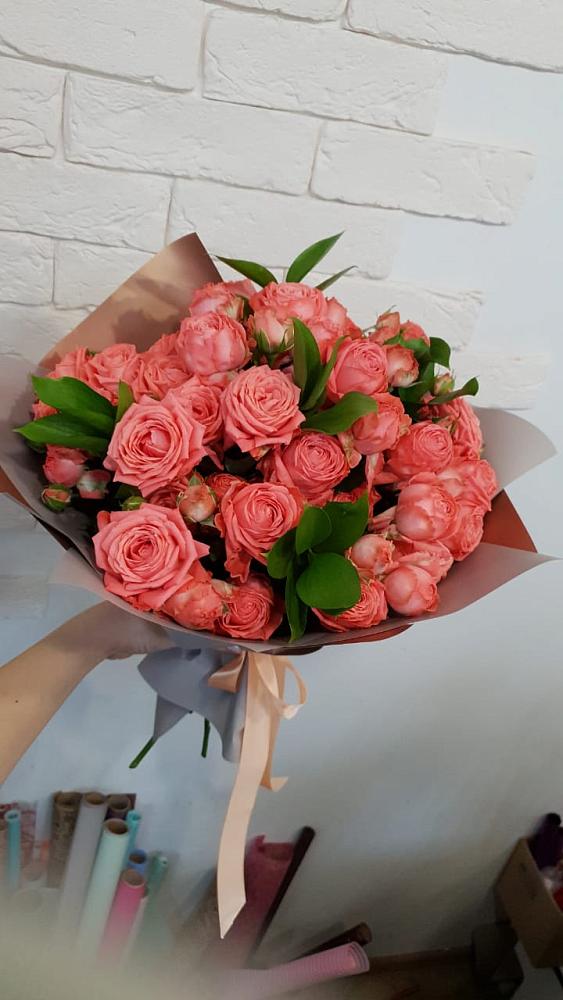 Букет цветов из: Розы в Устье Вологодская область