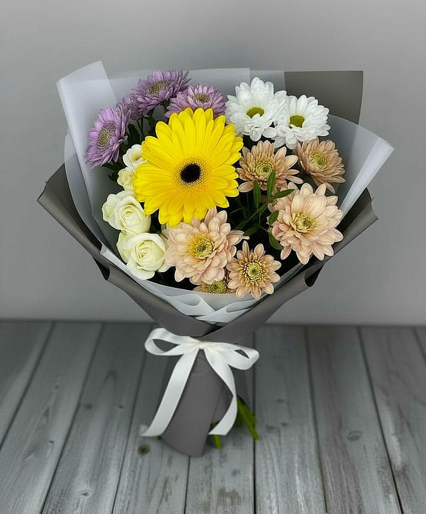 Букет цветов из: Розы, Герберы и Хризантемы в Устье Вологодская область