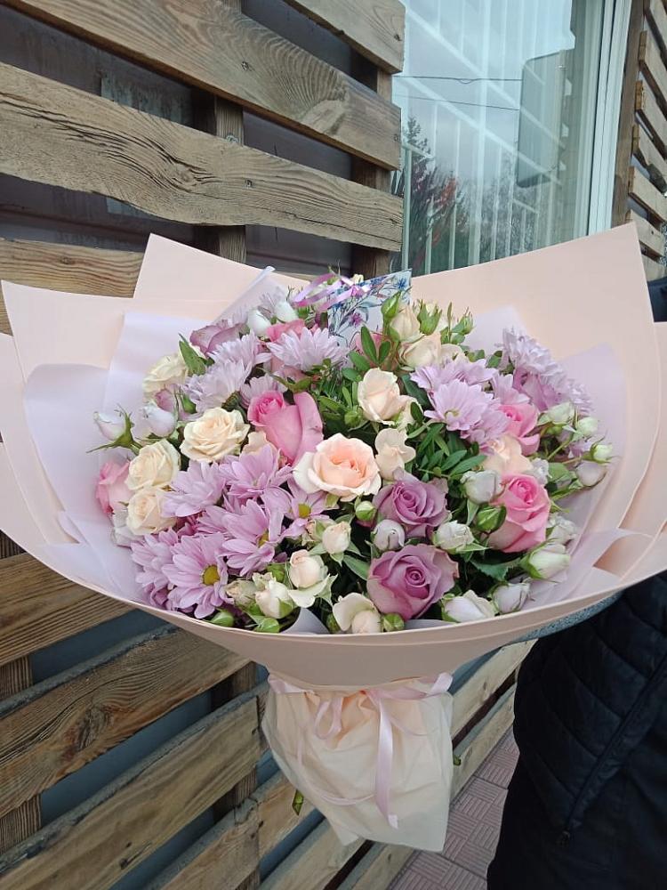 Букет цветов из: Розы и Хризантемы в Устье Вологодская область