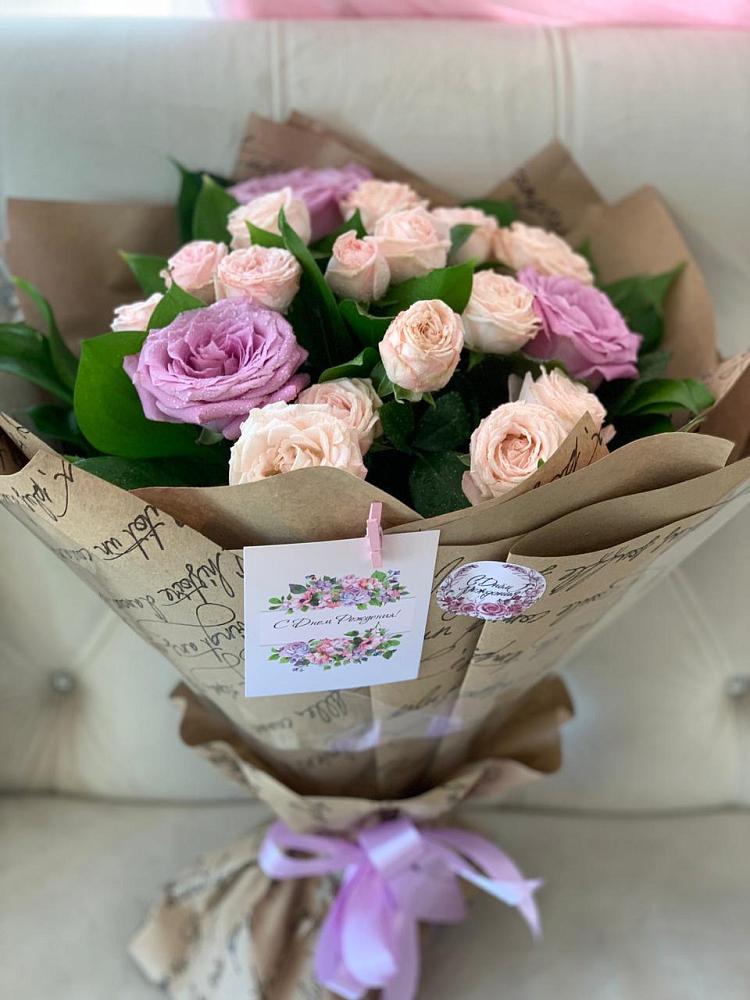 Букет цветов из: Розы в Устье Вологодская область