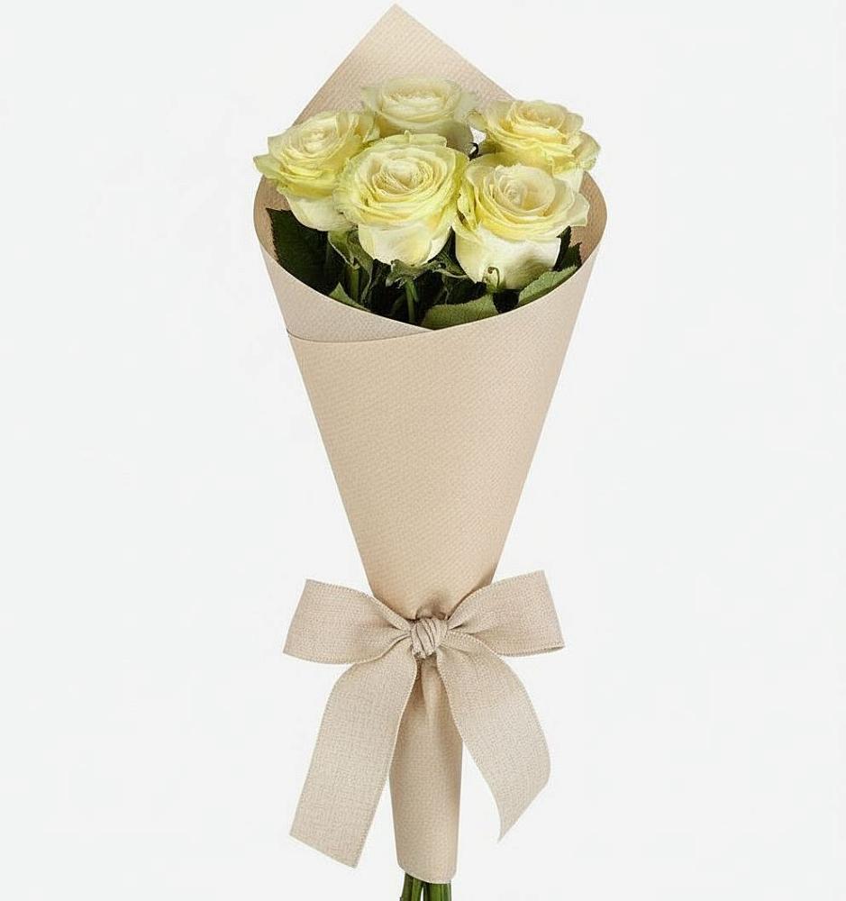 Букет цветов из: Розы в Устье Вологодская область