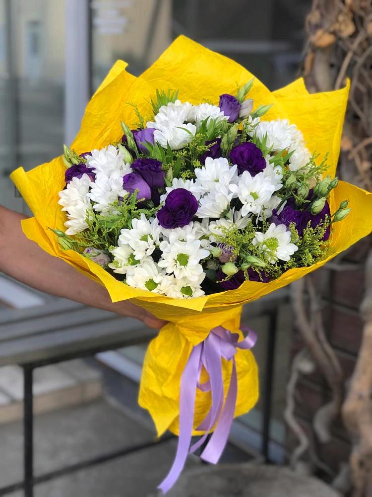 Букет цветов из: Ирисы, Хризантемы и Ромашки в Устье Вологодская область