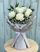 Букет цветов из:  Розы в Устье Вологодская область