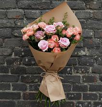 Букет цветов из:  Розы в Устье Вологодская область
