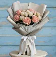 Букет цветов из:  Розы в Устье Вологодская область