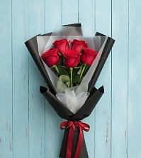 Букет цветов из:  Розы в Устье Вологодская область