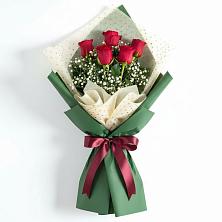 Букет цветов из:  Розы в Устье Вологодская область