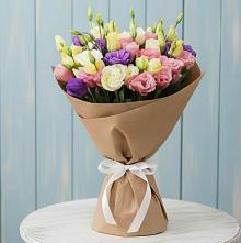 Букет цветов из:  Лизиантусы в Устье Вологодская область
