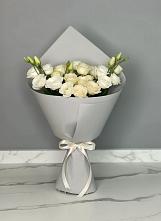 Букет цветов из:  Розы и Лизиантусы в Устье Вологодская область